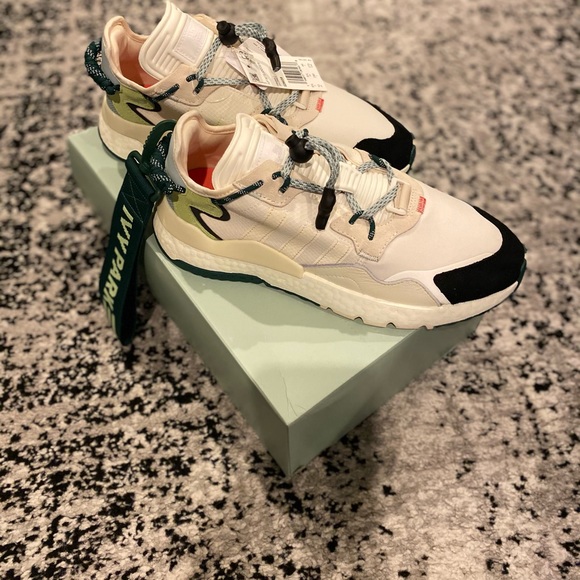 Ivy Park x Adidas Nite Jogger - Picture 2 of 7